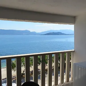 Aparthotel Ana, Slatine